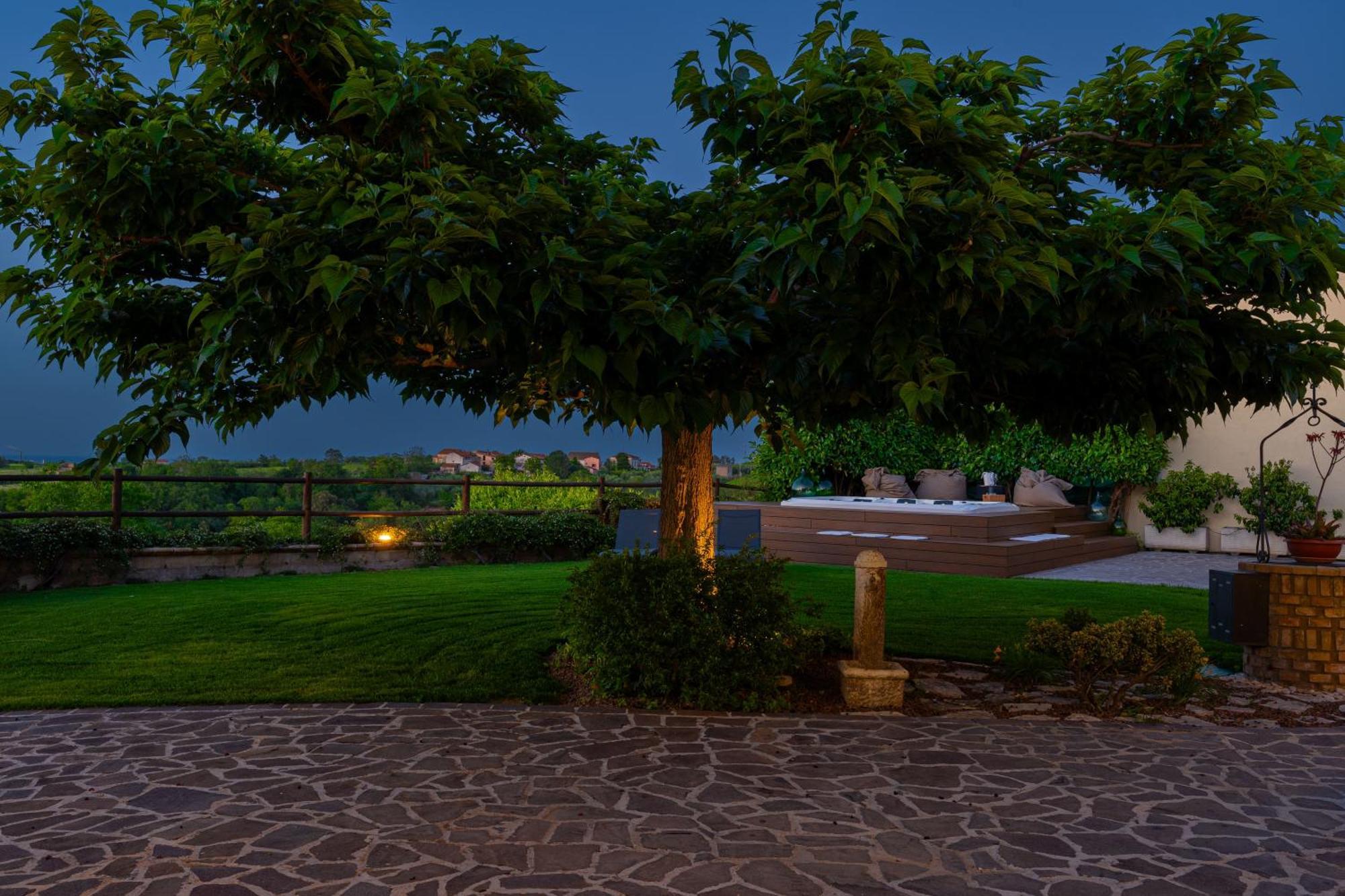 Villa Carulli - Yourplace Abruzzo Villa Caldari ภายนอก รูปภาพ