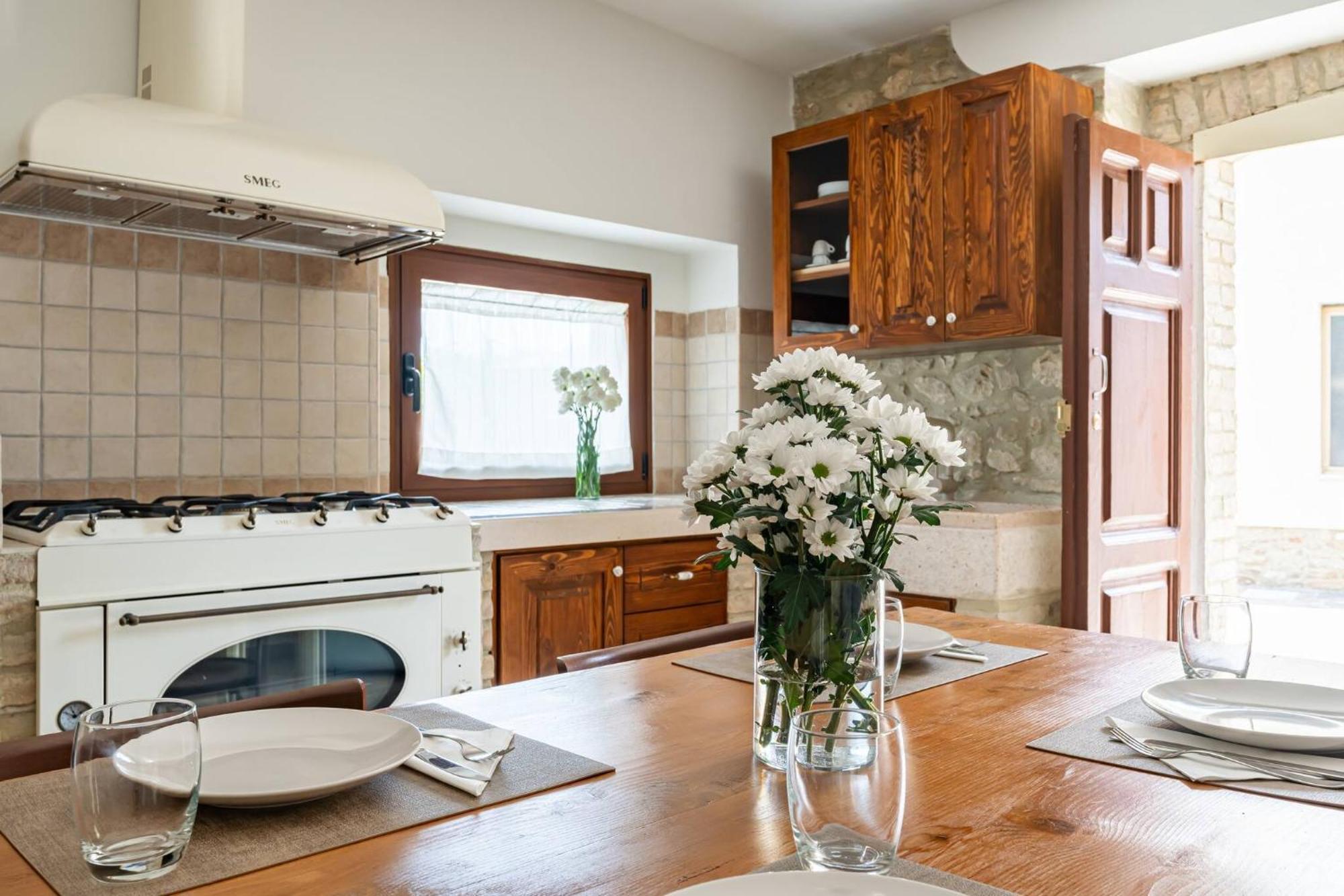 Villa Carulli - Yourplace Abruzzo Villa Caldari ภายนอก รูปภาพ